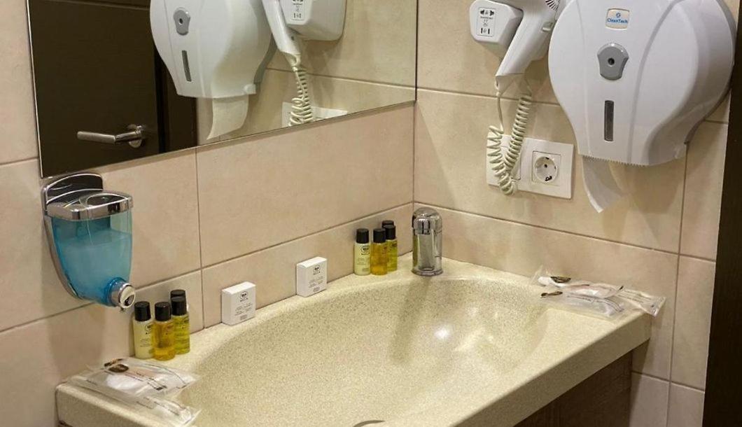 Betlem Hotel -Tbilisi City מראה חיצוני תמונה